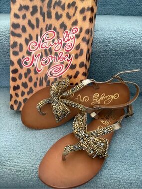 naughty monkey Brown Beaded Bow Thong Sandals